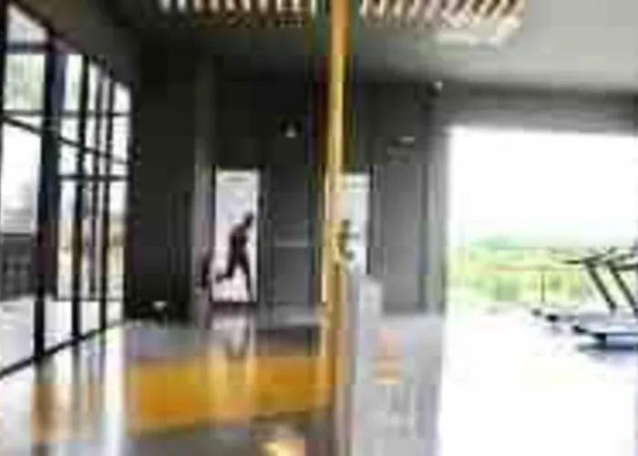 Bs828- Klia- Wifi- Netflix- Parking-New- Bell Suites- Sepang, 5068