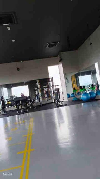 Bs828- Klia- Wifi- Netflix- Parking-new- Bell Suites- Sepang, 5068 *
